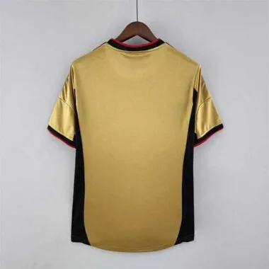13-14 AC Milan third away