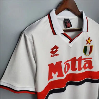 93-94 AC Milan (fora de casa)