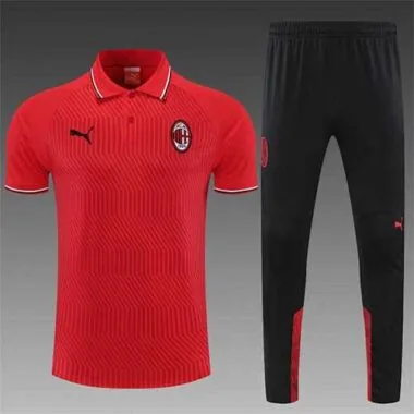 Polo do AC Milan com riscas vermelhas