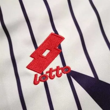 91-92 Fiorentina away