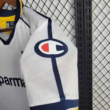 Camiseta retro de la equipación visitante del Parma de la temporada 03-04