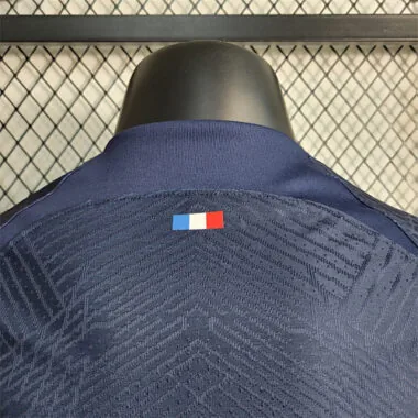 Versão para jogadores do PSG em casa, 23-24