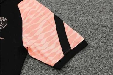 PSG-poloshirt met zwarte en roze mouwen