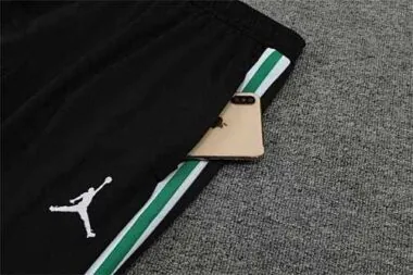 Polo Jordan PSG green corsage