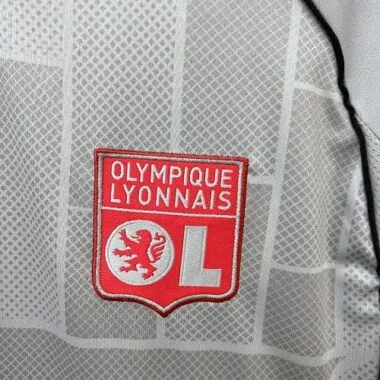 25-26 Lyon: tercera equipación de visitante. Camiseta de fútbol barata al por mayor en Yupoo