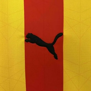 24-25 Lens Home Kit Football Uniform