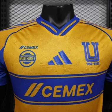 Maillot domicile des Tigres, taille 25-26, S à XXL