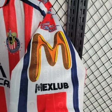 06-07 Retro Chivas Home