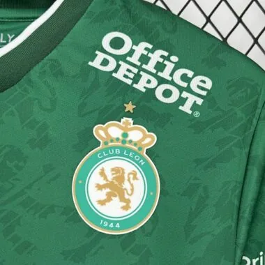 25-26 León Thuis S-XXL