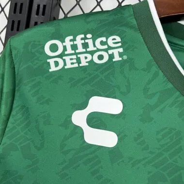 25-26 León Thuis S-XXL