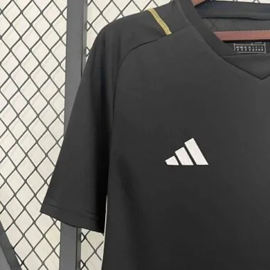 Equipamento de treino preto do Colo Colo 24-25