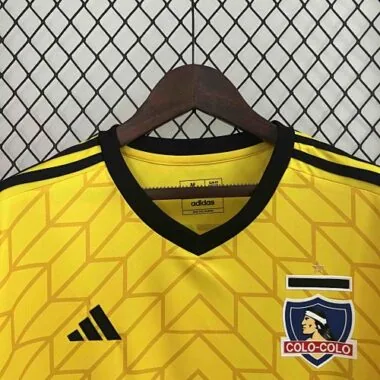 2024/25 Colo Colo Goalkeeper Yellow Kit