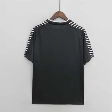 92 Colo-Colo away
