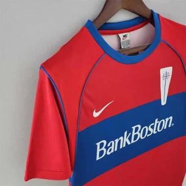 2002 La Católica away