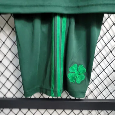 23-24 Celtic Limited Edition KINDERCOMPLET