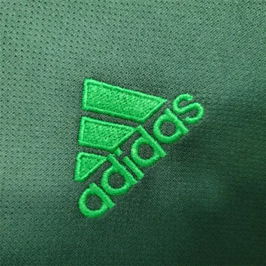 23-24 Celtic Limited Edition KINDERCOMPLET