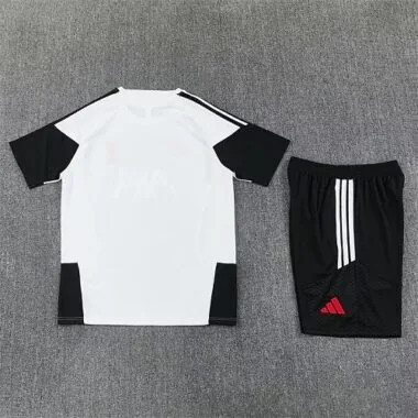 2026 Liverpool Training Kits Tracksuits World Cup Cheap Jersey Wholesale Yupoo