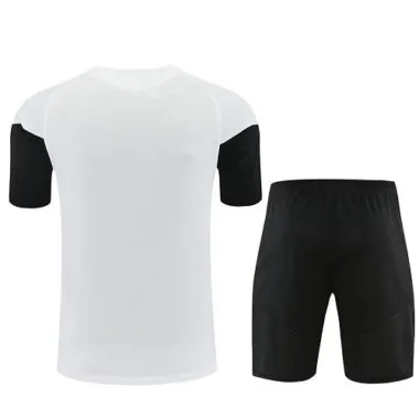 2026 Liverpool Training Kits Tracksuits World Cup Cheap Jersey Wholesale Yupoo