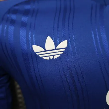 Equipamento de manga comprida do Manchester United para jogos fora de casa, com os números 26 e 27, tamanhos S a 3XL – Camisolas de futebol baratas, venda por grosso na Yupoo