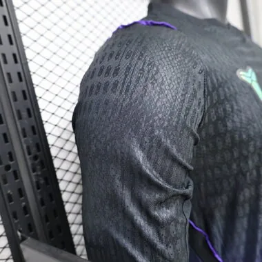 Equipamento de manga comprida do Barcelona para jogos fora de casa, tamanhos 26-27, S-3XL – Camisolas de futebol baratas, venda por grosso na Yupoo