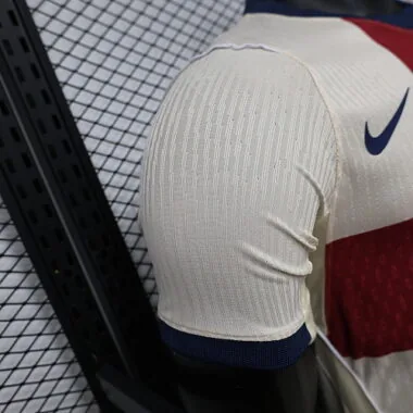 Equipamento de quarto jogo fora de casa do Barcelona, n.º 26-27 – Camisola de futebol barata, venda por grosso na Yupoo