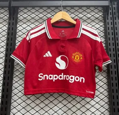 2026 Women#039;s Manchester United Home Crop Top Cheap Football Jersey Wholesale Yupoo