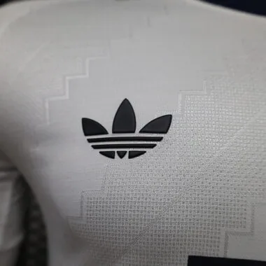 26-27 Player FC Bayern Away Long Sleeve Kit S-3XL Cheap Football Jersey Wholesale Yupoo