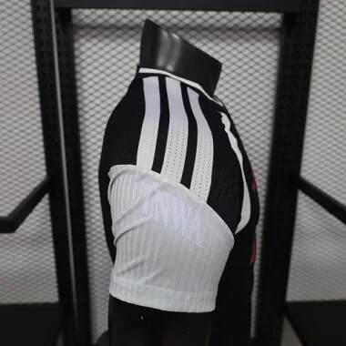 2026/27 Player Liverpool kit d’entraînement maillot de football photo de l'album 5