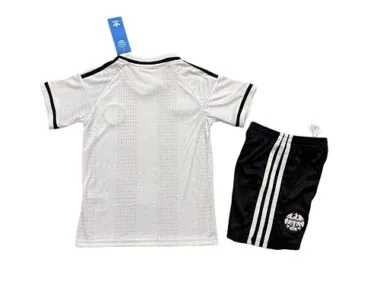 2026/27 Frankfurt Kids extérieur Kit maillot de football photo de l'album 3
