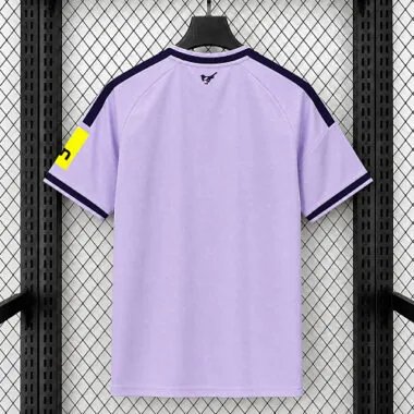 2026/27 Newcastle United tercera visitante Kit camiseta de fútbol foto del álbum 3