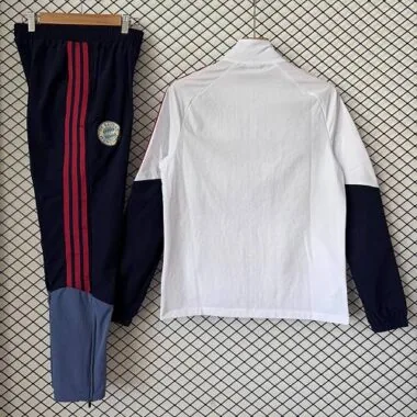 2026/27 FC Bayern Windbreaker Jackets With Pants camisola de futebol foto do álbum 5