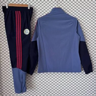 2026/27 FC Bayern Windbreaker Jackets With Pants camisola de futebol foto do álbum 4