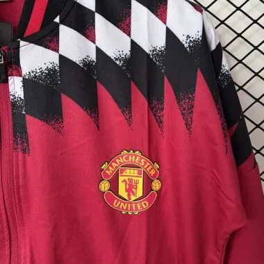 2026/27 Manchester United Windbreaker Jackets With Pants camisola de futebol foto do álbum 7