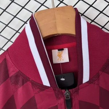 2026/27 Liverpool Windbreaker Jackets With Pants album photo 4