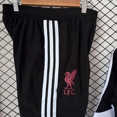 2026/27 Liverpool Windbreaker Jackets With Pants album photo 3