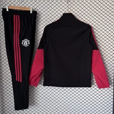 2026/27 Manchester United Windbreaker Jackets With Pants camisola de futebol foto do álbum 4