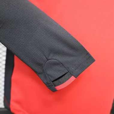 2026/27 Player Manchester United kit d’entraînement maillot de football photo de l'album 11