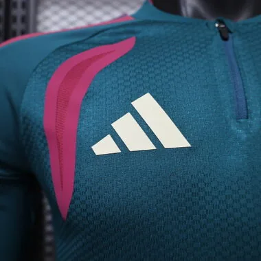 2026/27 Player Real Madrid kits d’entraînement survêtements Sweatshirt maillot photo de l'album 7