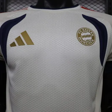 2026/27 Player FC Bayern kit de treino camisola de futebol foto do álbum 3