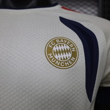 2026/27 Player FC Bayern kit de treino camisola de futebol foto do álbum 4