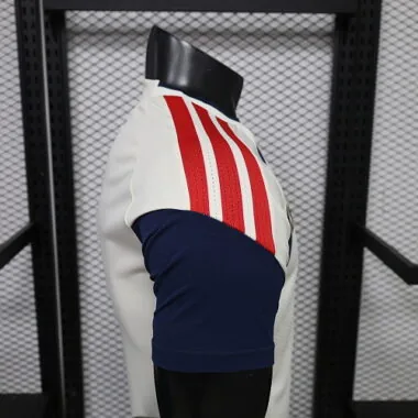 2026/27 Player FC Bayern kit de treino camisola de futebol foto do álbum 7