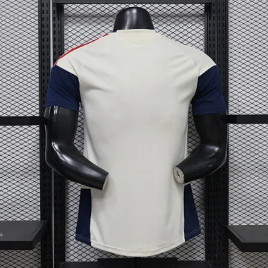 2026/27 Player FC Bayern kit de treino camisola de futebol foto do álbum 10