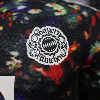 2026/27 Player FC Bayern Oktoberfest edição especial Kit camisola de futebol foto do álbum 4