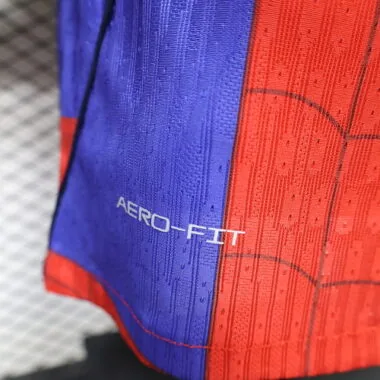 2026/27 Player FC Barcelona Spider Man edición especial Kit camiseta de fútbol foto del álbum 8