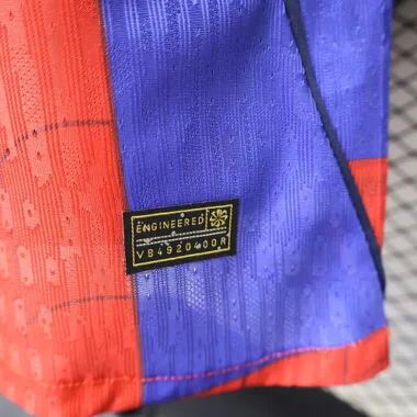 2026/27 Player FC Barcelona Spider Man edición especial Kit camiseta de fútbol foto del álbum 9