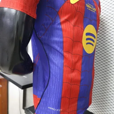 2026/27 Player FC Barcelona Spider Man edición especial Kit camiseta de fútbol foto del álbum 10