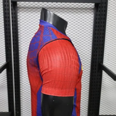 2026/27 Player FC Barcelona Spider Man edición especial Kit camiseta de fútbol foto del álbum 11