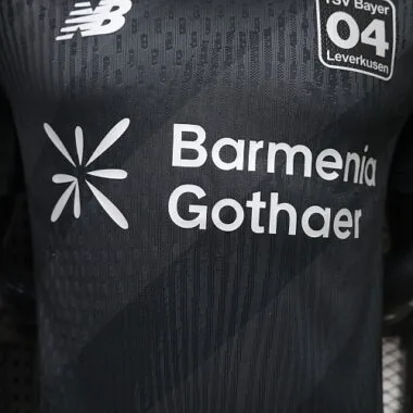 2026/27 versión jugador Bayer 04 Leverkusen tercera visitante Kit camiseta de fútbol foto del álbum 6