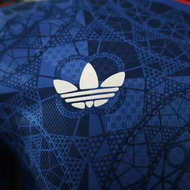 2026/27 Player Croatia uit Kit voetbalshirt albumfoto 10
